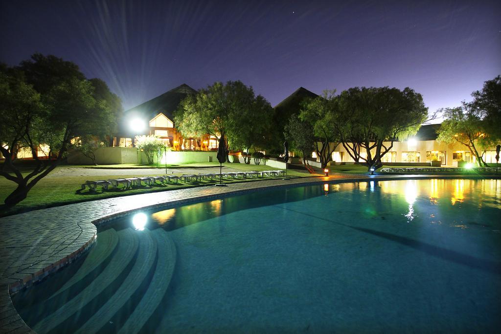 Black Mountain Leisure And Conference Hotel Groothoek Extérieur photo